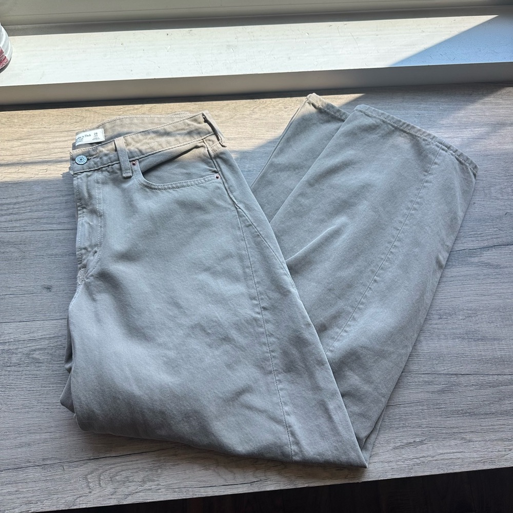 Abercrombie Barrel Jeans - Picture 3 of 4